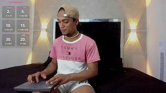 mateonick40 online show from November 2025 06:10:01 PM