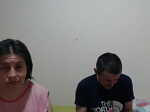 Snapshot of jade_noah_ chatting on January 2026 12:00:01 PM jade noah online show from January 2026 12:00:01 PM