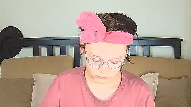 Snapshot of Derek_Carter chatting on December 2025 12:36:02 PM Derek Carter online show from December 2025 12:36:02 PM