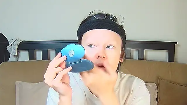 Snapshot of Derek_Carter chatting on December 2025 01:05:01 PM Derek Carter online show from December 2025 01:05:01 PM