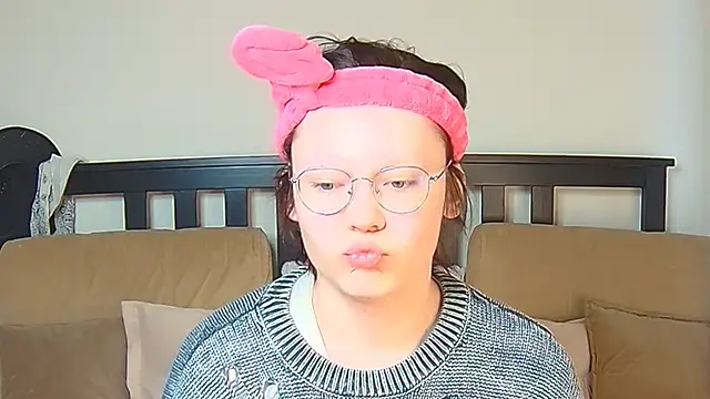 Snapshot of Derek_Carter chatting on February 2026 12:01:02 PM Derek Carter online show from February 2026 12:01:02 PM