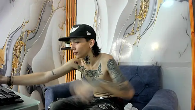 StraightBoy Nick online show from September 2025 05:06:02 AM
