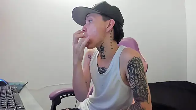 StraightBoy Nick online show from May 2026 08:14:02 PM