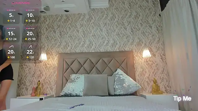 Snapshot of Lily_cooperr chatting on November 2025 05:28:02 AM Lily cooperr online show from November 2025 05:28:02 AM