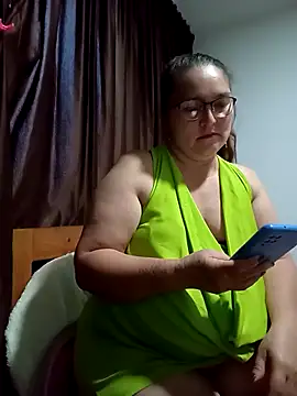 Snapshot of Kasandra_000 chatting on December 2025 11:36:02 AM Kasandra 000 online show from December 2025 11:36:02 AM