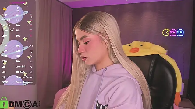 Arinextdoor online show from September 2025 10:24:01 PM