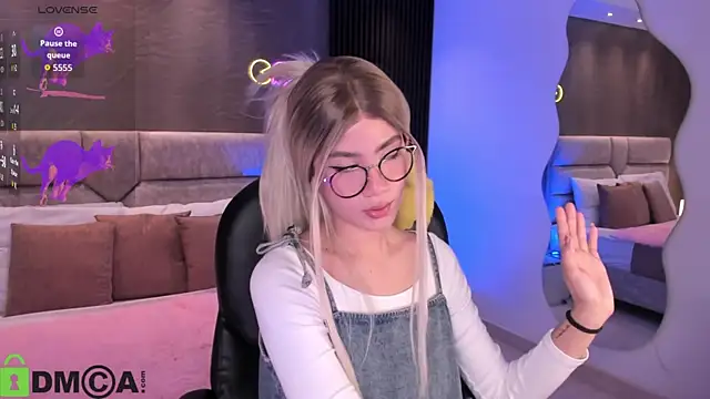 Arinextdoor online show from October 2025 11:49:02 PM