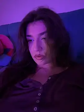 Snapshot of ScarletBloom_ chatting on November 2025 05:12:01 PM ScarletBloom online show from November 2025 05:12:01 PM