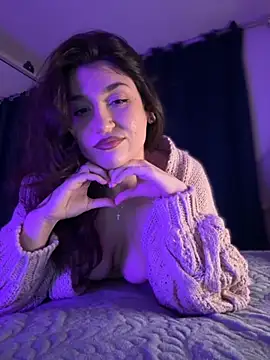 Snapshot of ScarletBloom_ chatting on November 2025 08:56:01 PM ScarletBloom online show from November 2025 08:56:01 PM