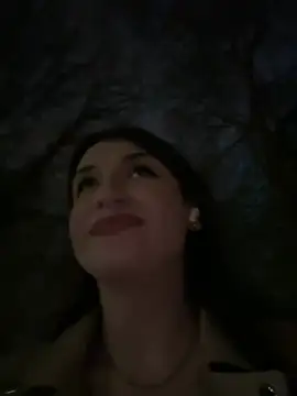 ScarletBloom  online show from April 2026 05:47:01 PM