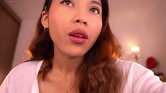 Snapshot of violeth____ chatting on December 2025 01:08:01 PM violeth online show from December 2025 01:08:01 PM