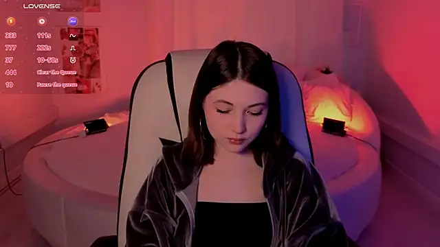 Kimmie shine online show from October 2025 07:42:01 AM