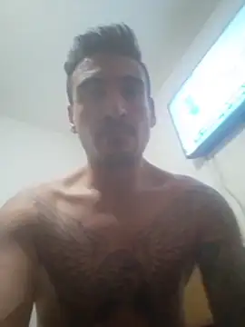 bigandstrong2217 online show from April 2026 10:12:02 PM