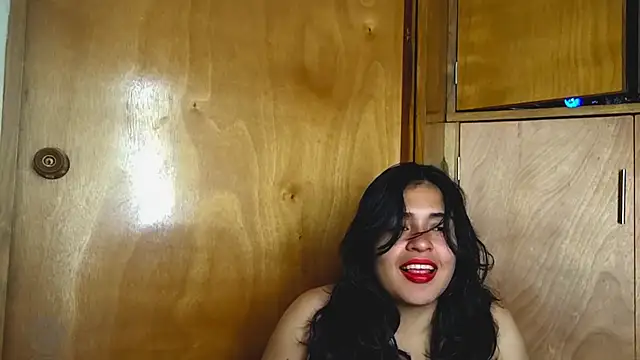 Snapshot of EmilyNoir1 chatting on September 2025 11:28:02 PM EmilyNoir1 online show from September 2025 11:28:02 PM