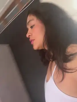 EmilyNoir1 online show from July 2026 07:09:01 PM