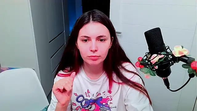 peachyness online show from February 2026 06:58:01 PM