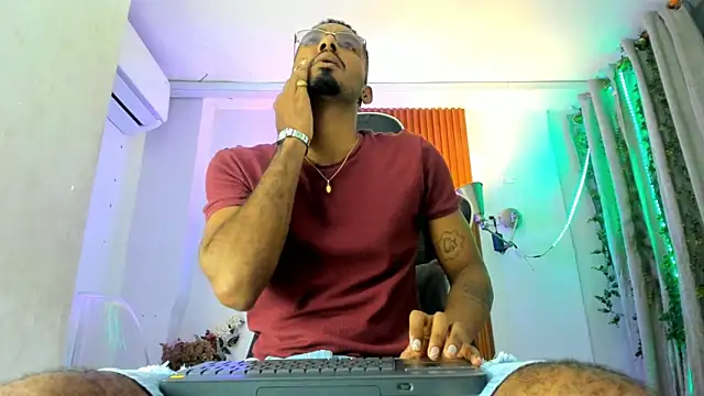 Darwin mayo online show from November 2025 05:31:01 PM