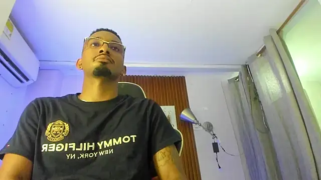 Darwin mayo online show from May 2026 05:45:02 PM