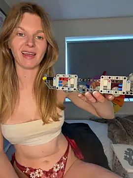 Lilly-Luscious online show from May 2026 03:42:02 PM