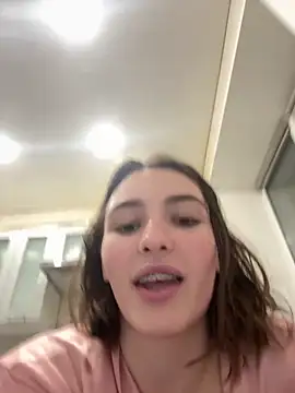 Snapshot of ZariaFlame chatting on November 2025 09:52:02 PM ZariaFlame online show from November 2025 09:52:02 PM