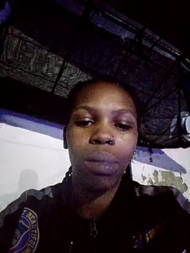 Snapshot of GoldSnowXxX chatting on October 2025 04:37:02 PM GoldSnowXxX online show from October 2025 04:37:02 PM