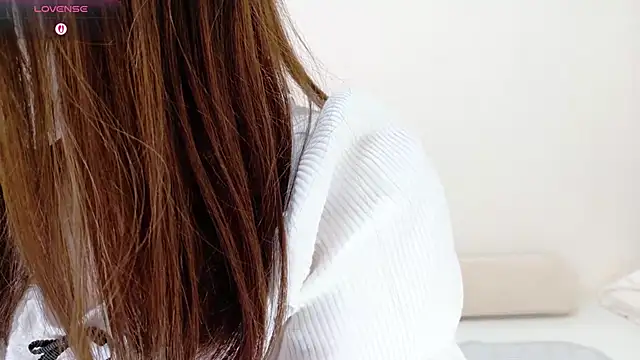 Snapshot of mana-chan chatting on September 2025 08:49:02 AM mana-chan online show from September 2025 08:49:02 AM