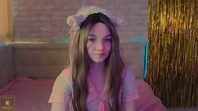 Snapshot of AnimeAlica18 chatting on March 2026 03:34:01 AM AnimeAlica18 online show from March 2026 03:34:01 AM