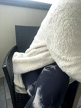 Snapshot of eli5566 chatting on October 2025 02:06:02 PM eli5566 online show from October 2025 02:06:02 PM