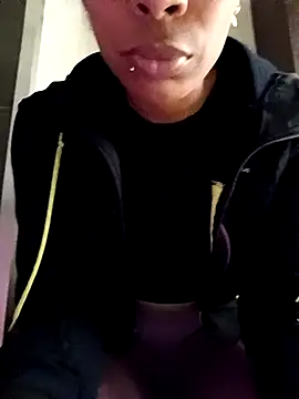 Snapshot of Flacidas chatting on October 2025 08:57:01 AM Flacidas online show from October 2025 08:57:01 AM