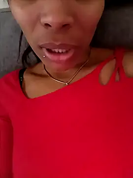 Snapshot of Flacidas chatting on November 2025 12:22:02 PM Flacidas online show from November 2025 12:22:02 PM