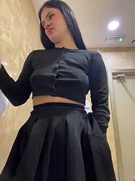 Snapshot of MiraReach chatting on October 2025 03:47:02 AM MiraReach online show from October 2025 03:47:02 AM