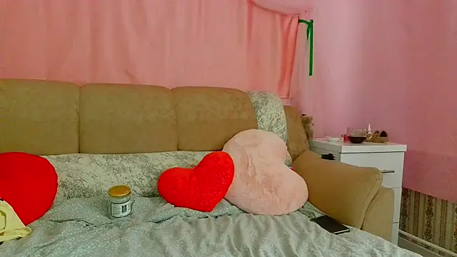 Marinaxmonroe online show from April 2026 01:53:02 PM