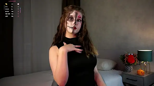 Snapshot of PeggyHaskells chatting on October 2025 12:28:02 PM PeggyHaskells online show from October 2025 12:28:02 PM