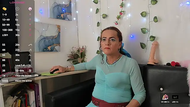 Mishell Bons online show from October 2025 05:54:02 PM