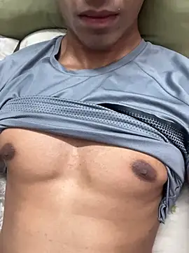 Snapshot of alwayshotandbig chatting on March 2026 06:14:01 PM alwayshotandbig online show from March 2026 06:14:01 PM