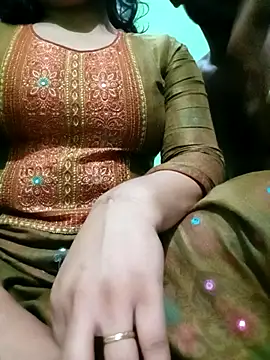 Hotty-couple063 online show from September 2025 06:13:02 PM