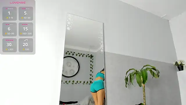 klariz09 online show from February 2026 08:02:01 PM