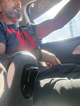 tattedNitalian online show from November 2025 03:46:02 PM