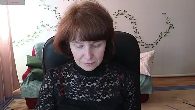 Lia Tito online show from April 2026 06:39:01 AM