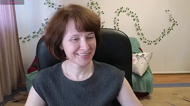 Lia Tito online show from May 2026 01:18:01 PM