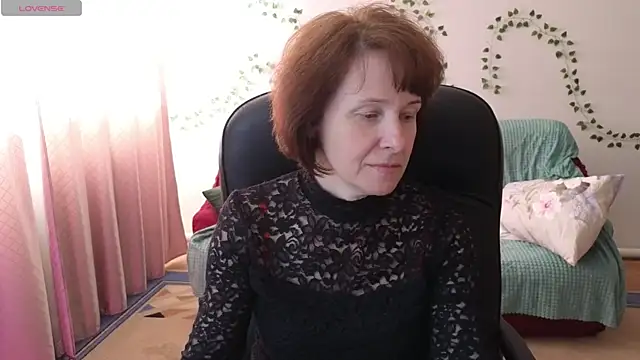 Lia Tito online show from May 2026 06:52:01 AM