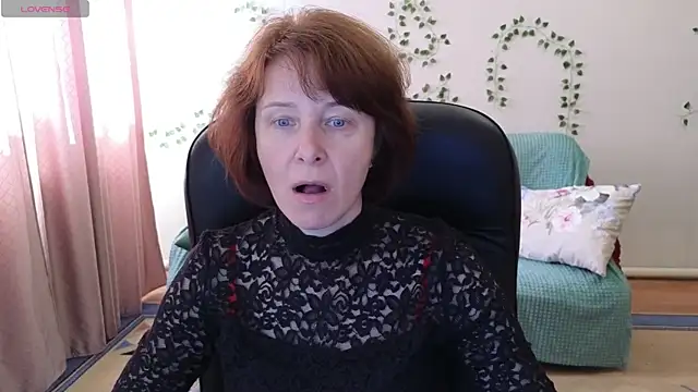 Lia Tito online show from May 2026 06:44:01 AM