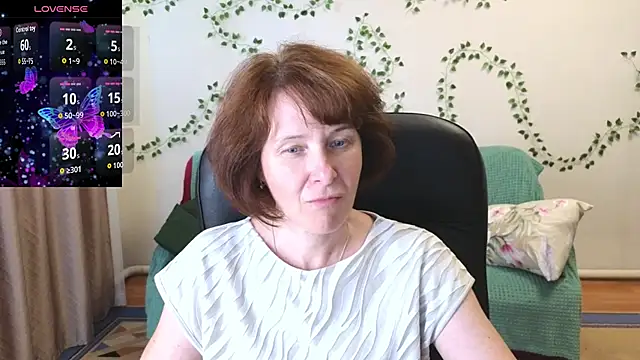 Lia Tito online show from July 2026 01:03:01 PM