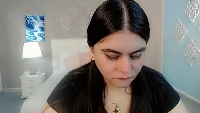 maddissonivanova online show from November 2025 07:07:02 PM