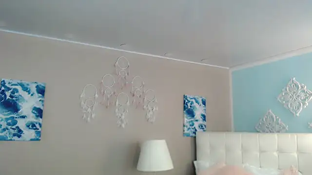 maddissonivanova online show from January 2026 07:04:02 PM