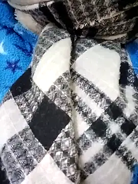 Snapshot of Miss-Lynda chatting on February 2026 12:32:02 PM Miss-Lynda online show from February 2026 12:32:02 PM