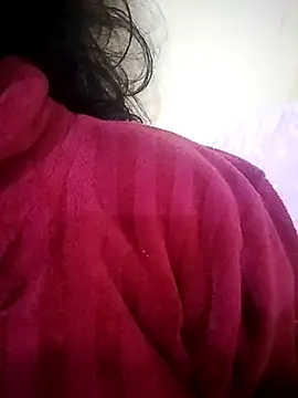 Snapshot of Miss-Lynda chatting on February 2026 03:06:01 AM Miss-Lynda online show from February 2026 03:06:01 AM