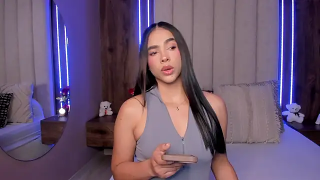 LucySalvatore  online show from March 2026 08:31:01 PM