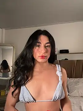 Snapshot of MonicaSalvatore chatting on February 2026 05:27:02 PM MonicaSalvatore online show from February 2026 05:27:02 PM