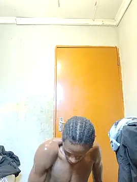 Snapshot of Blomanda chatting on April 2026 06:41:01 AM Blomanda online show from April 2026 06:41:01 AM